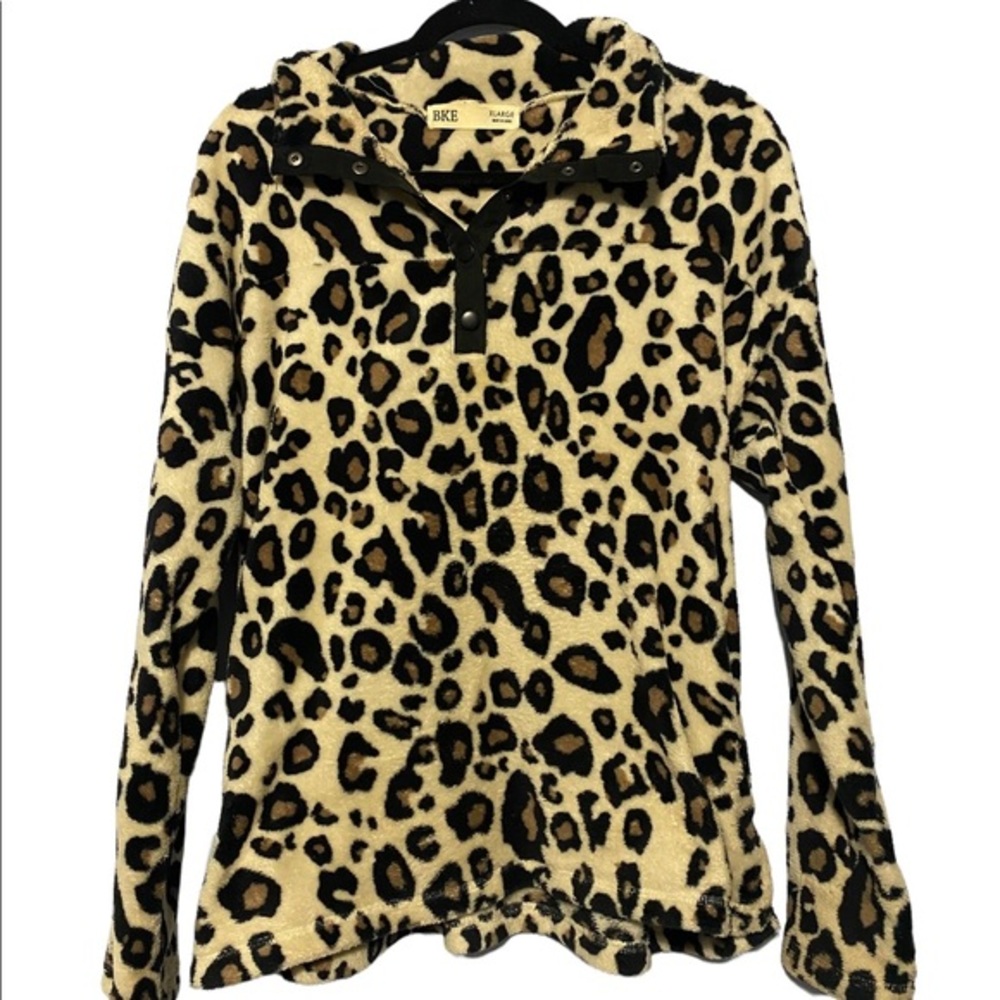 BKE FLEECE Cheetah print pull over